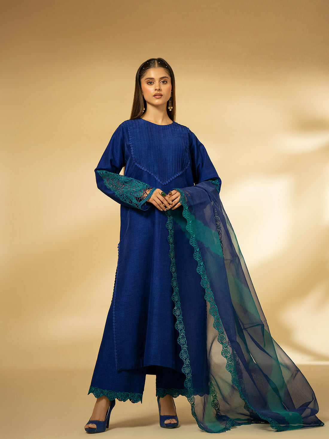 Fozia Khalid | Eid Edit 24 | Sapphire Elegance - Khanumjan  Pakistani Clothes and Designer Dresses in UK, USA