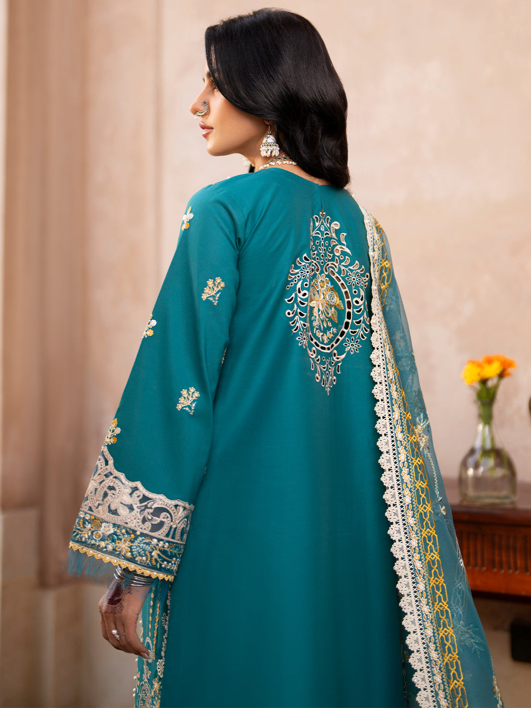 Binilyas | Dilbaro Embroidered Festive Lawn 24 | 404-B - Khanumjan  Pakistani Clothes and Designer Dresses in UK, USA