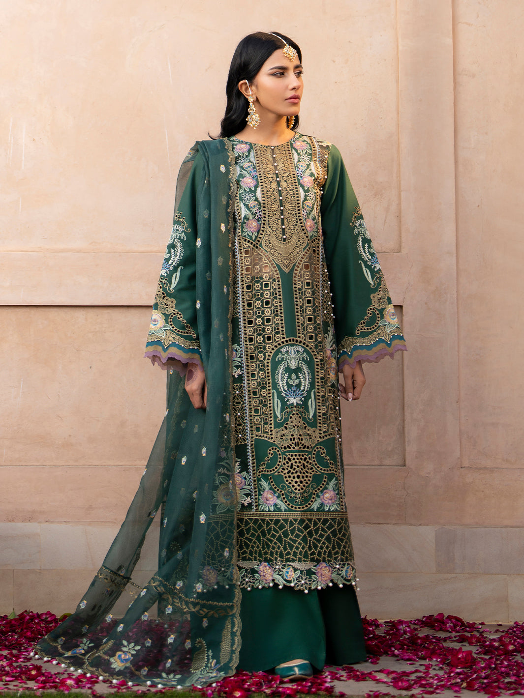 Binilyas | Dilbaro Embroidered Festive Lawn 24 | 407-A - Khanumjan  Pakistani Clothes and Designer Dresses in UK, USA