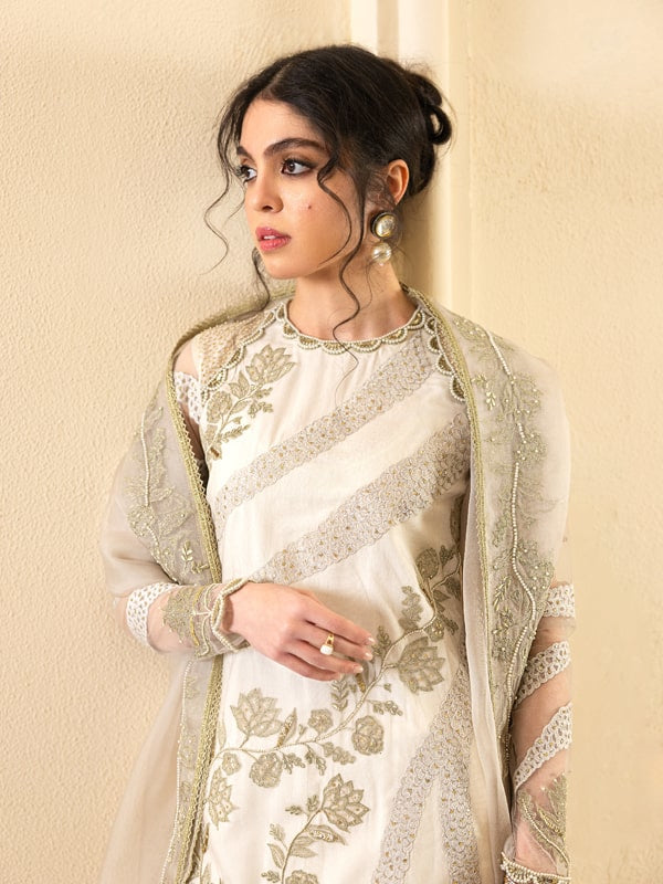 Caia | Mahiri Luxury Edit’24 | PEARL - Khanumjan  Pakistani Clothes and Designer Dresses in UK, USA