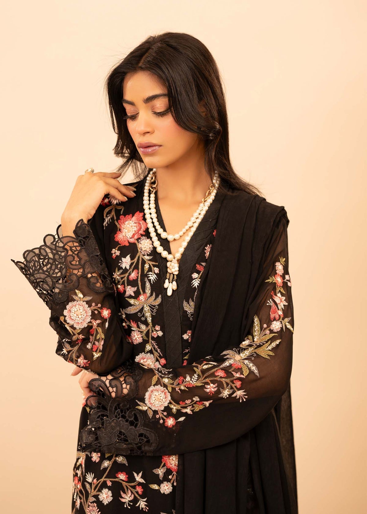 Mahgul | Emerald Hill Formals | Eden Night - Khanumjan  Pakistani Clothes and Designer Dresses in UK, USA
