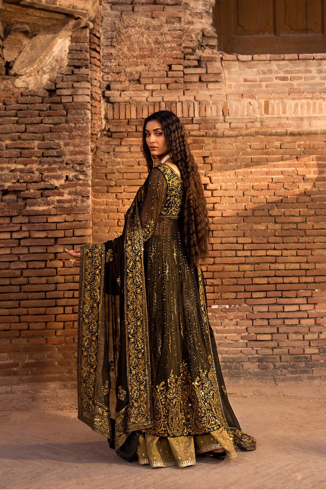 Erum Khan | Shezadian Luxe Formals | ZEENAT - Khanumjan  Pakistani Clothes and Designer Dresses in UK, USA
