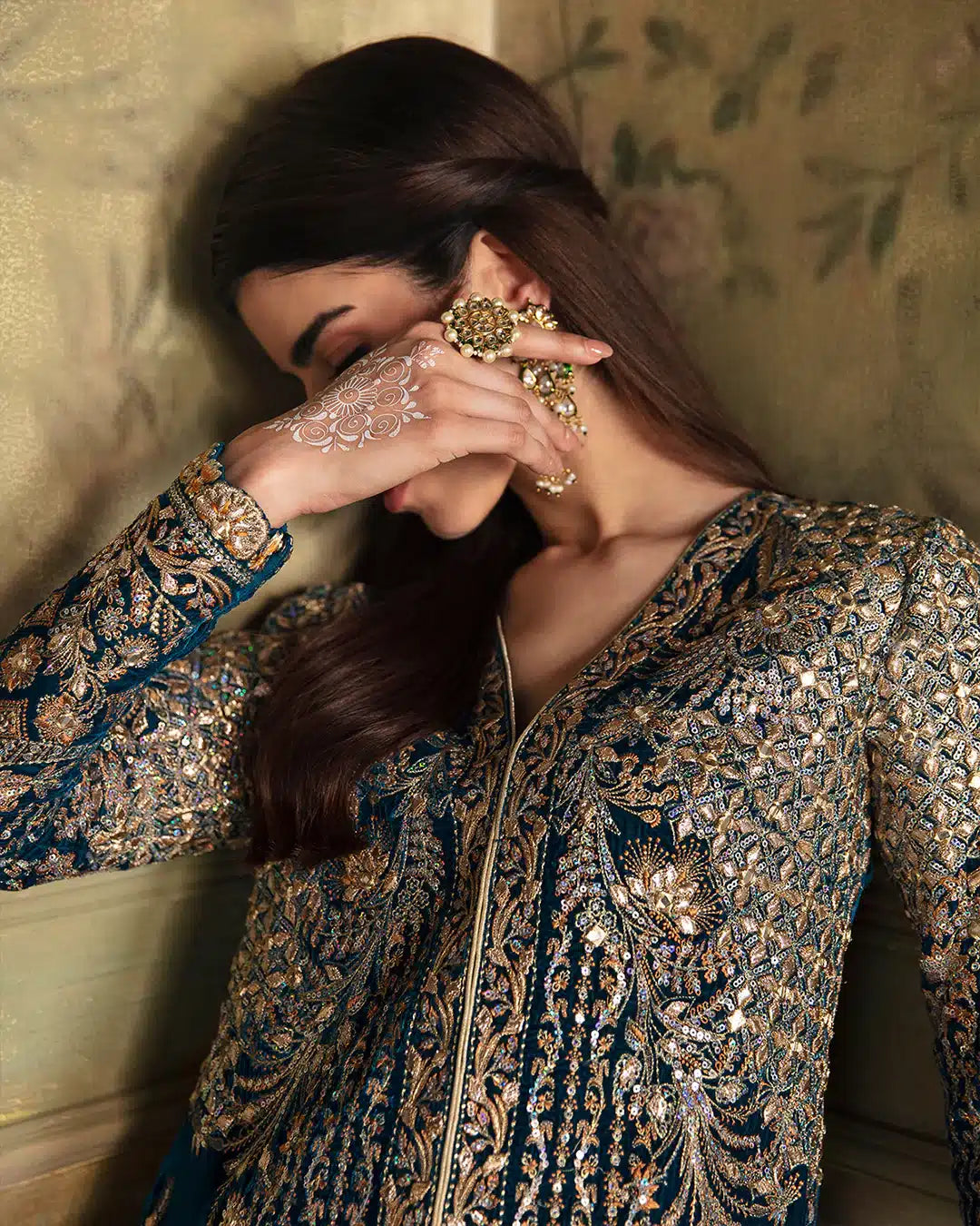 Faiza Saqlain | Manaar Luxe Formals 23 | Haanie - Khanumjan  Pakistani Clothes and Designer Dresses in UK, USA