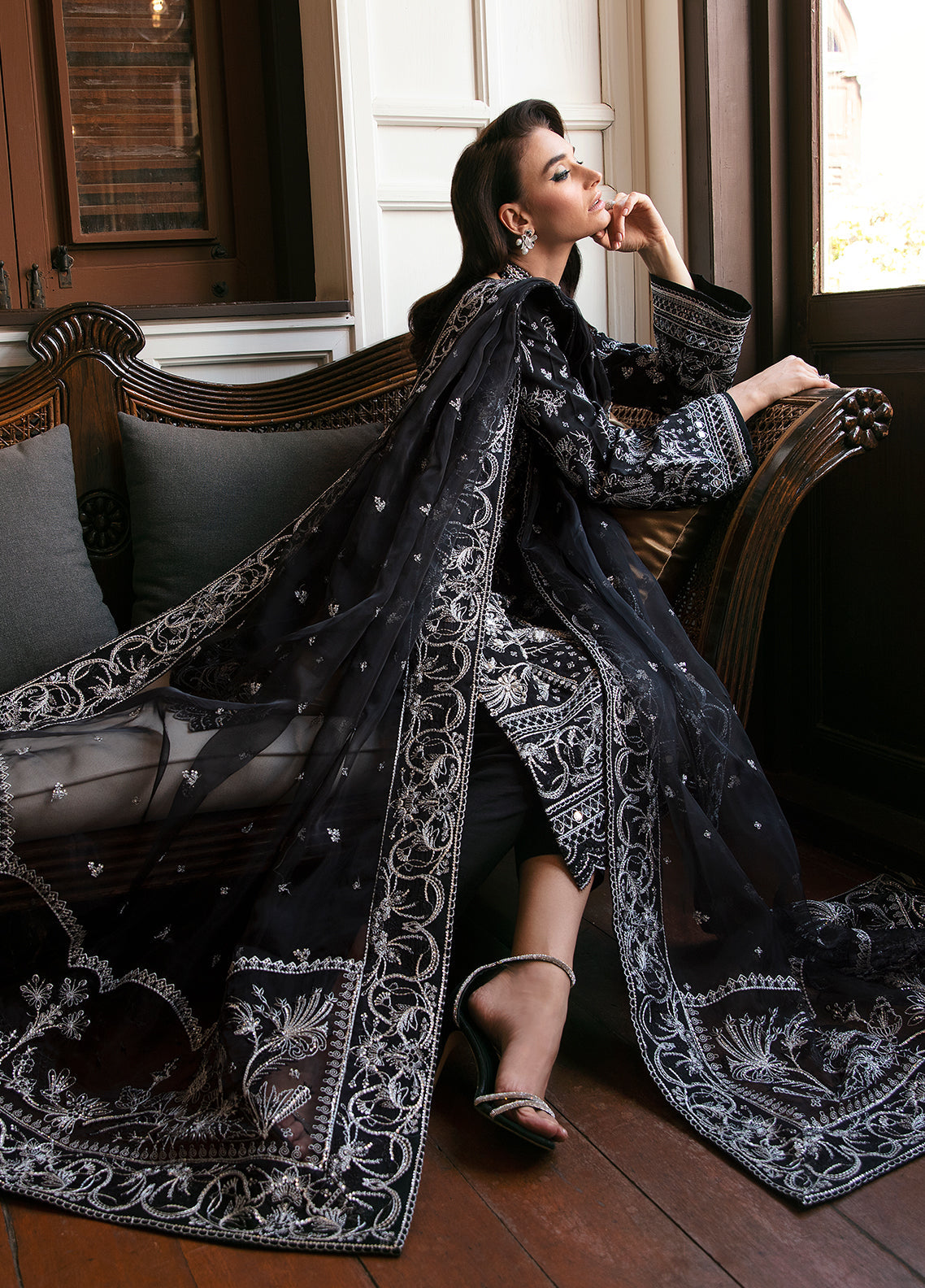 Gulaal | Luxury Pret | NADINE (GL-LP-24V1-22) - Khanumjan  Pakistani Clothes and Designer Dresses in UK, USA