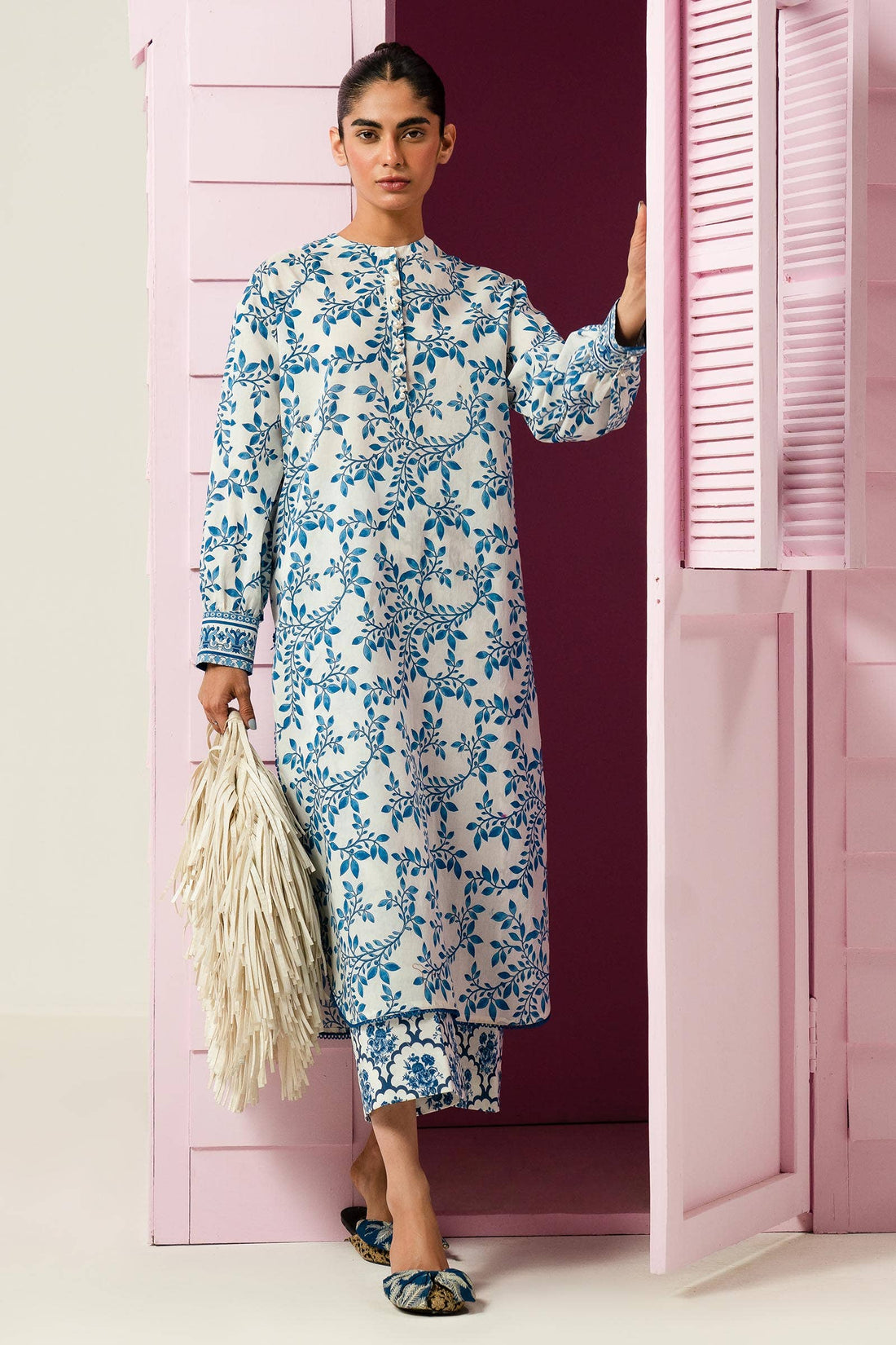 Sana Safinaz | Mahay Summer Lawn 24 | S-46 - Khanumjan  Pakistani Clothes and Designer Dresses in UK, USA