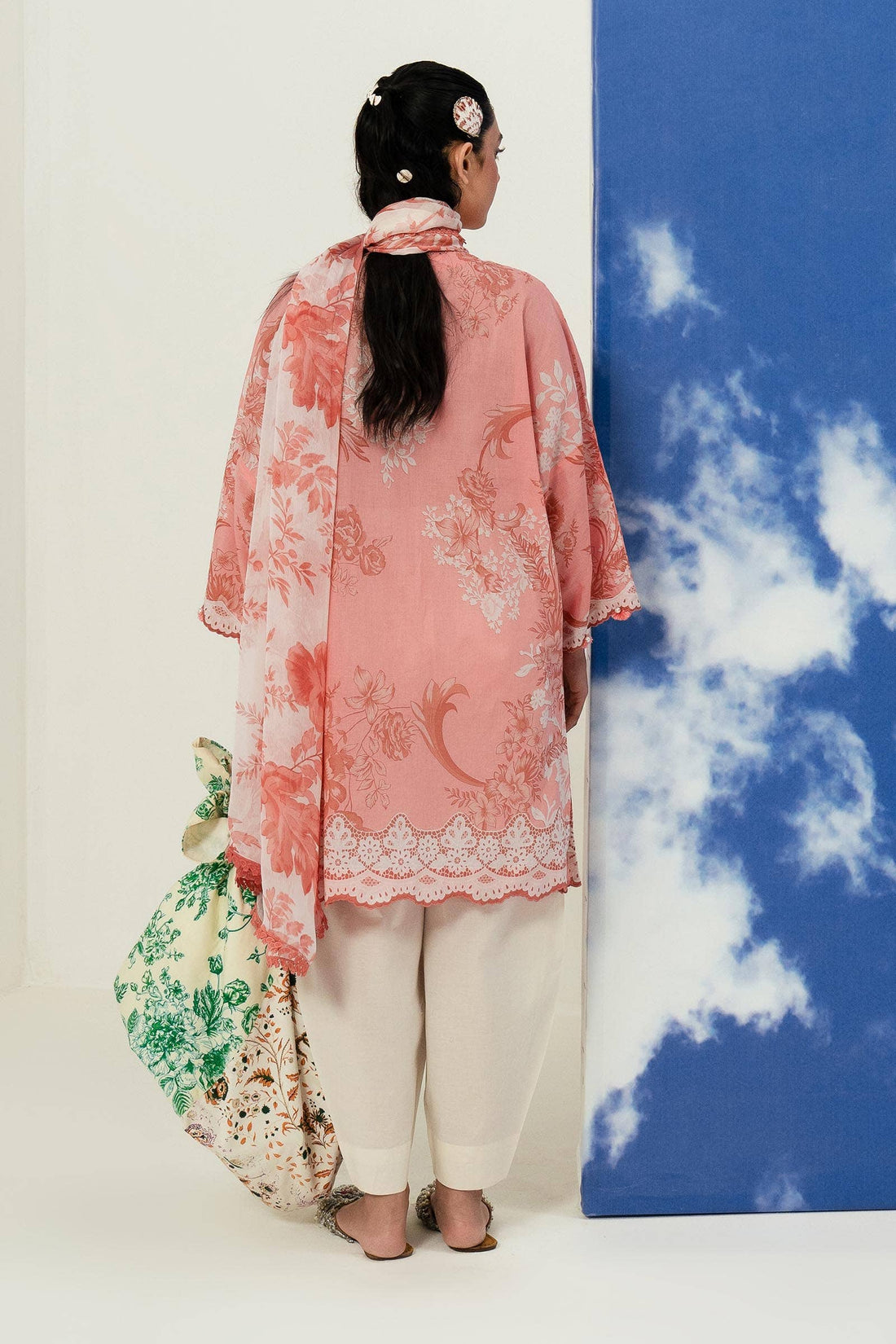 Sana Safinaz | Mahay Summer Lawn 24 | S-32 - Khanumjan  Pakistani Clothes and Designer Dresses in UK, USA