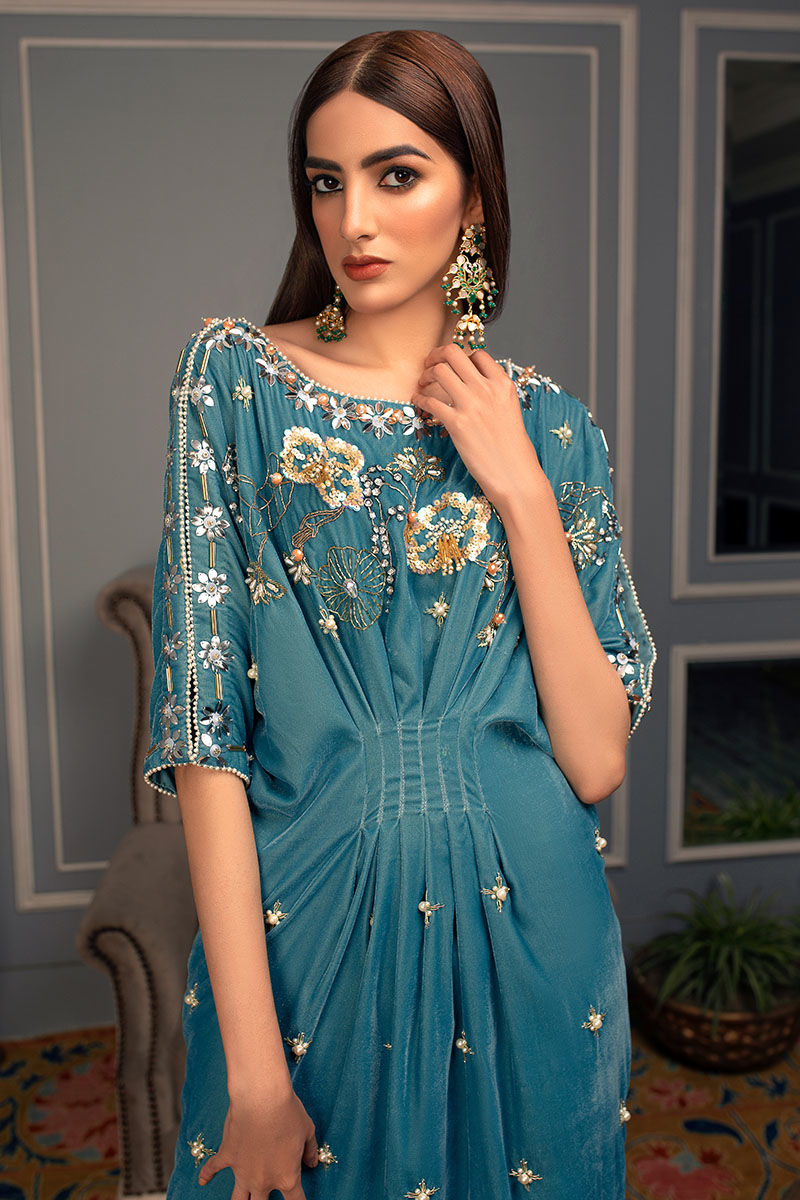 Haute Form | Luxury Pret | SAPPHIRE - Khanumjan  Pakistani Clothes and Designer Dresses in UK, USA