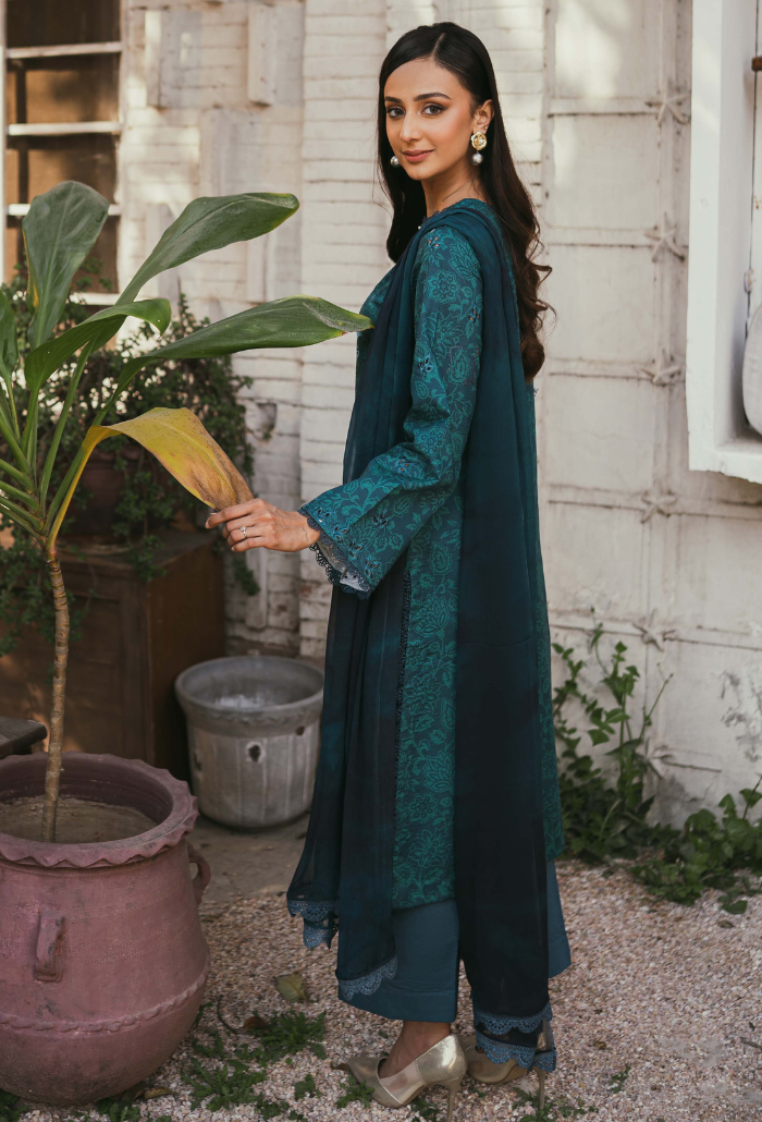 Humdum | Gardenia Lawn | D01 - Khanumjan  Pakistani Clothes and Designer Dresses in UK, USA