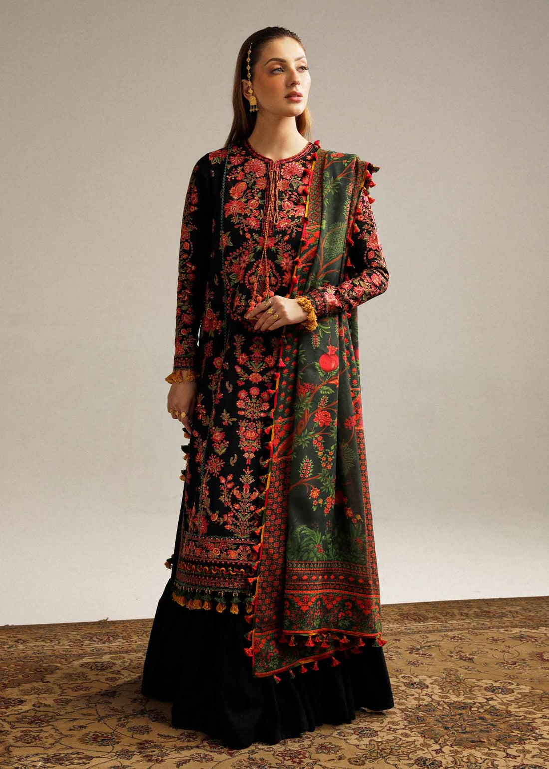 Hussain Rehar | Winter Shawl Khaddar 23 | Raat - Khanumjan  Pakistani Clothes and Designer Dresses in UK, USA
