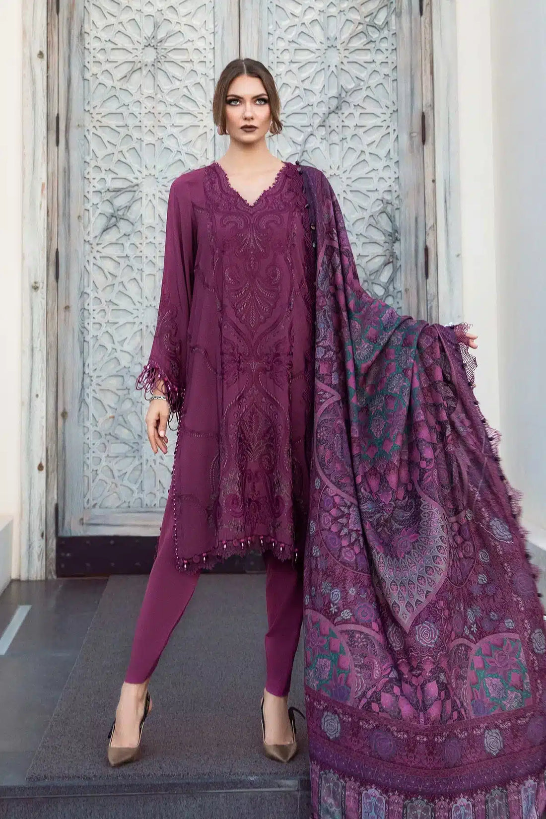 Maria B | M Prints Winter 23 | MPT-2003-B - Khanumjan  Pakistani Clothes and Designer Dresses in UK, USA