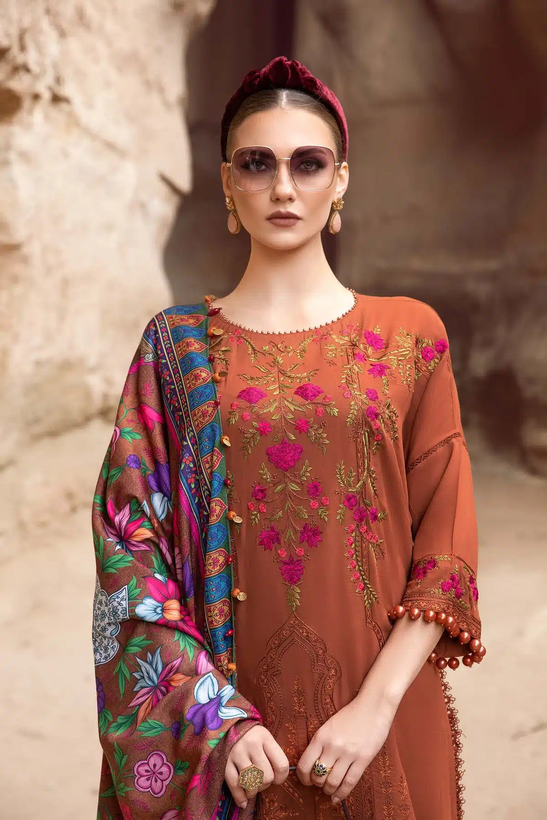 Maria B | M Prints Winter 23 | MPT-2004-A - Khanumjan  Pakistani Clothes and Designer Dresses in UK, USA
