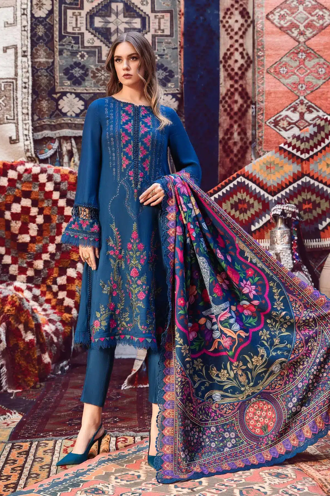 Maria B | M Prints Winter 23 | MPT-2004-B - Khanumjan  Pakistani Clothes and Designer Dresses in UK, USA