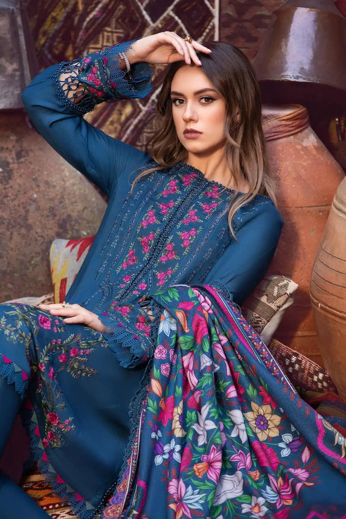 Maria B | M Prints Winter 23 | MPT-2004-B - Khanumjan  Pakistani Clothes and Designer Dresses in UK, USA