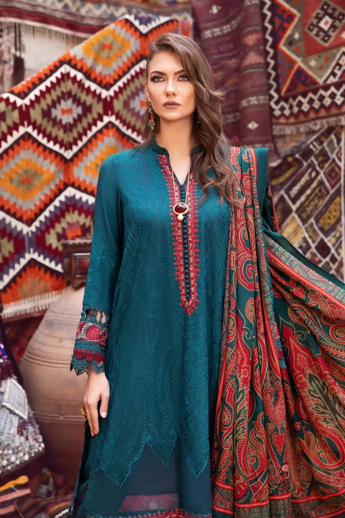 Maria B | M Prints Winter 23 | MPT-2008-A - Khanumjan  Pakistani Clothes and Designer Dresses in UK, USA