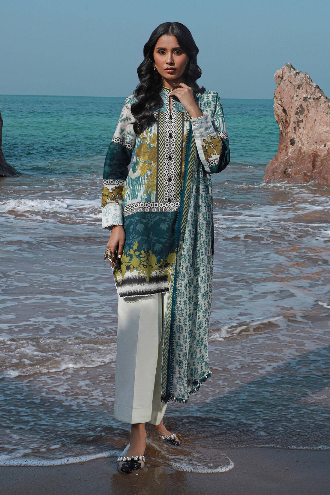 Sana Safinaz | Mahay Spring 24 | H241-015A-2I - Khanumjan  Pakistani Clothes and Designer Dresses in UK, USA