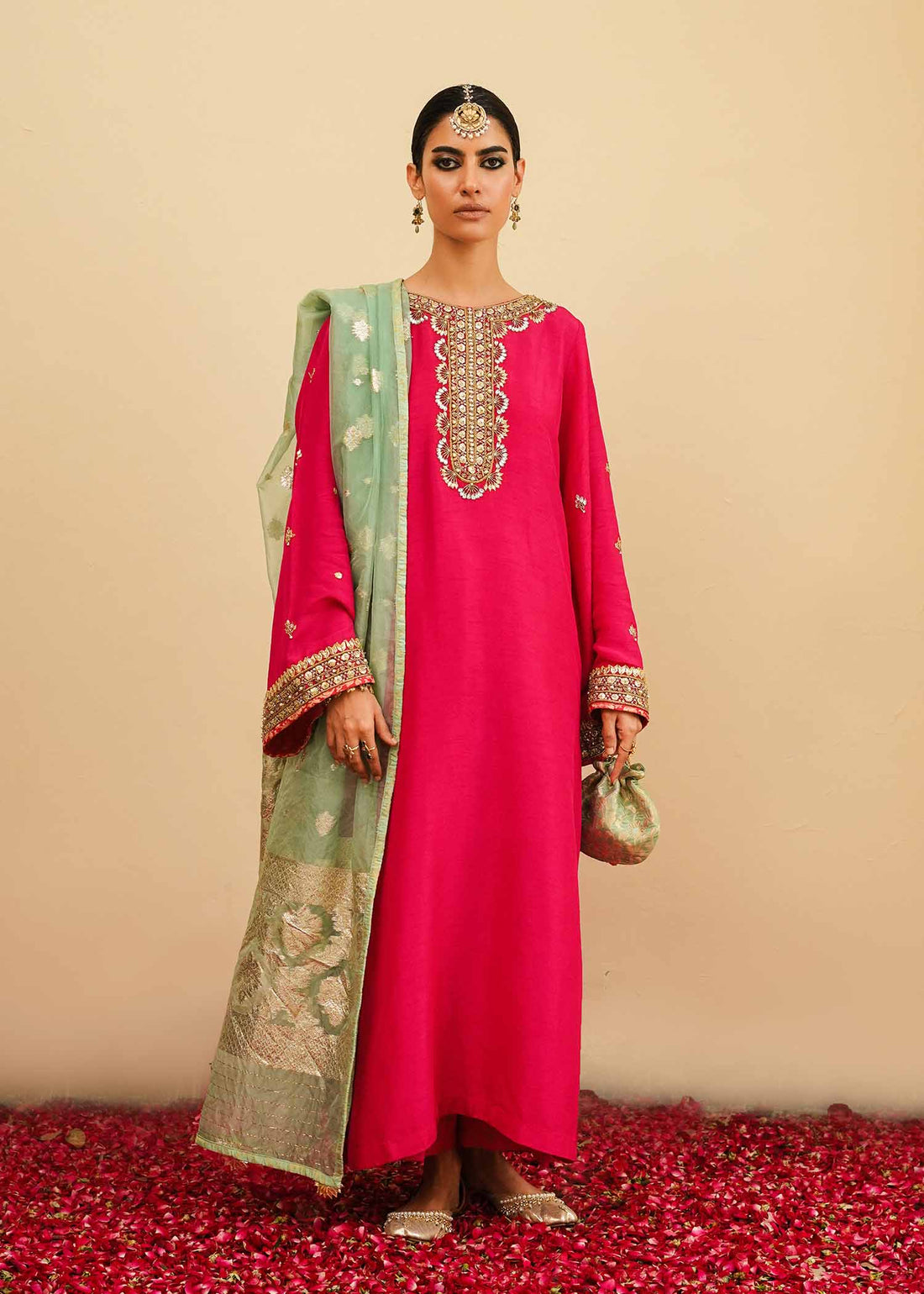 Mahgul | Eid Edit 2024 | Fuschia Rose - Khanumjan  Pakistani Clothes and Designer Dresses in UK, USA