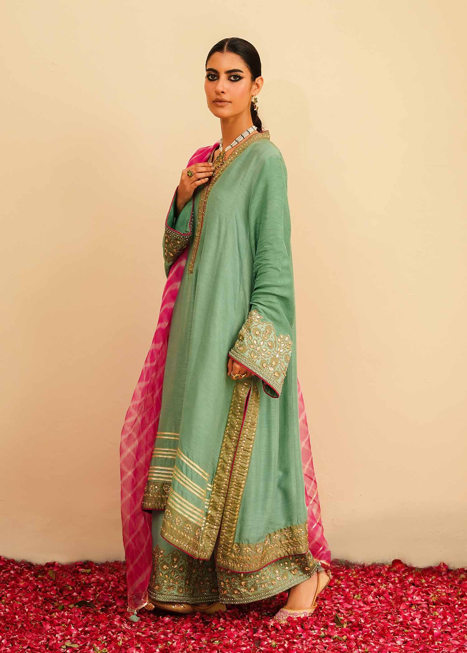 Mahgul | Eid Edit 2024 | Firozahs Dream - Khanumjan  Pakistani Clothes and Designer Dresses in UK, USA