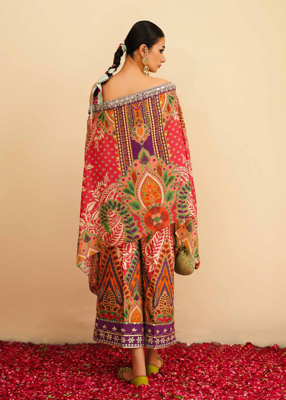 Mahgul | Eid Edit 2024 | Abstract Reverie - Khanumjan  Pakistani Clothes and Designer Dresses in UK, USA