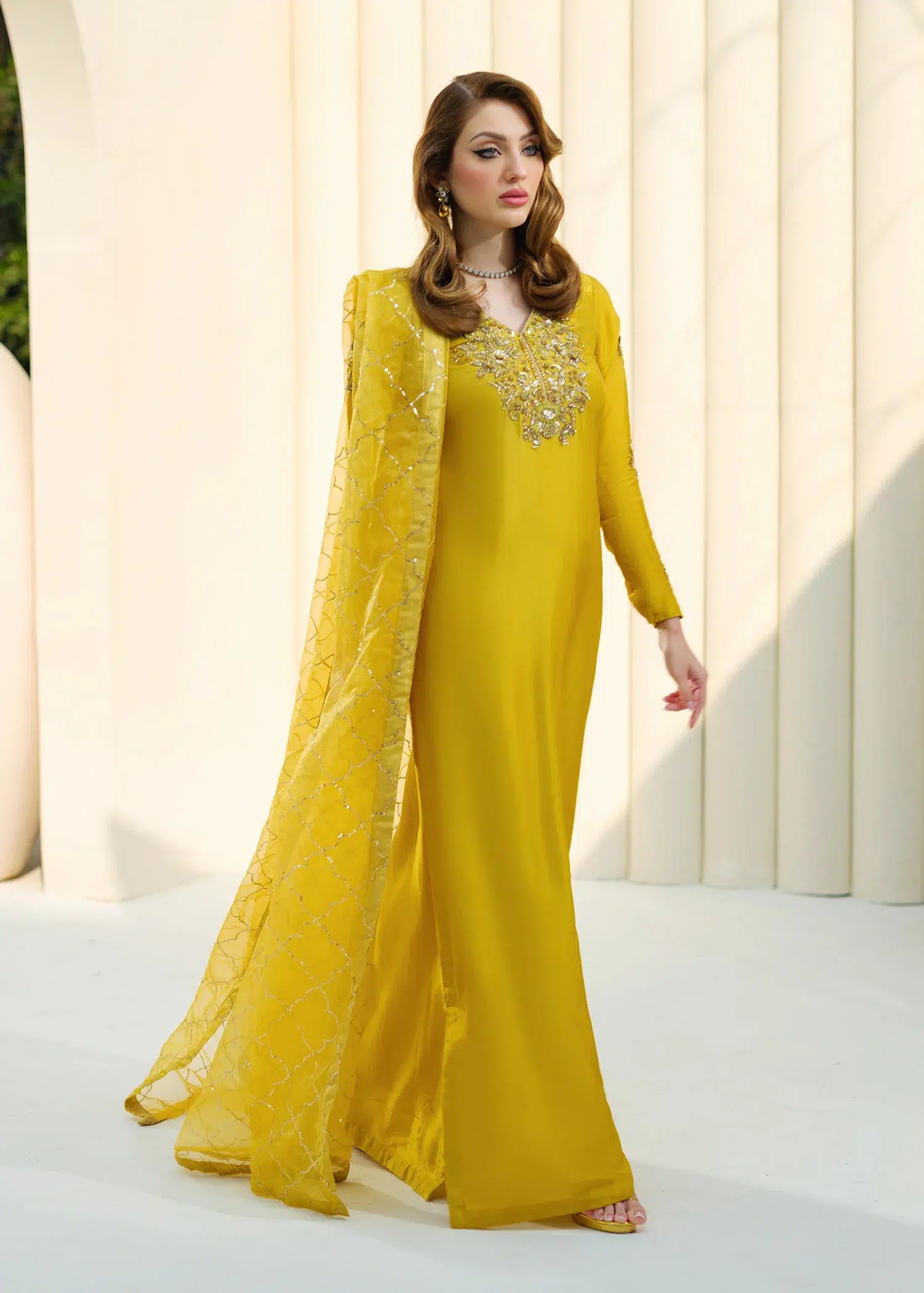 Mahum Asad | Forever and Ever Formals | Lyra - Khanumjan  Pakistani Clothes and Designer Dresses in UK, USA