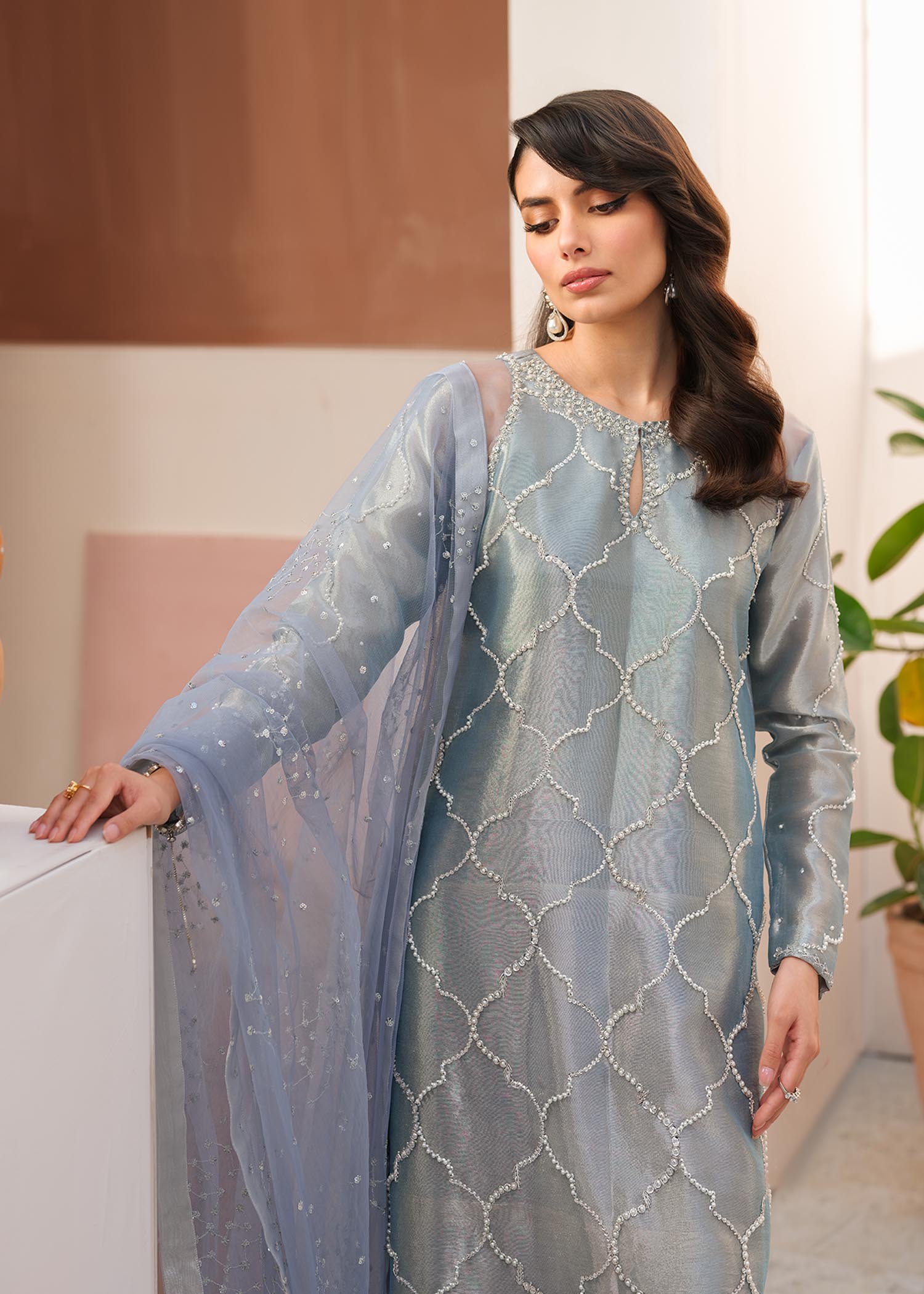 Mahum Asad | Raising The Bar | Muse - Khanumjan  Pakistani Clothes and Designer Dresses in UK, USA