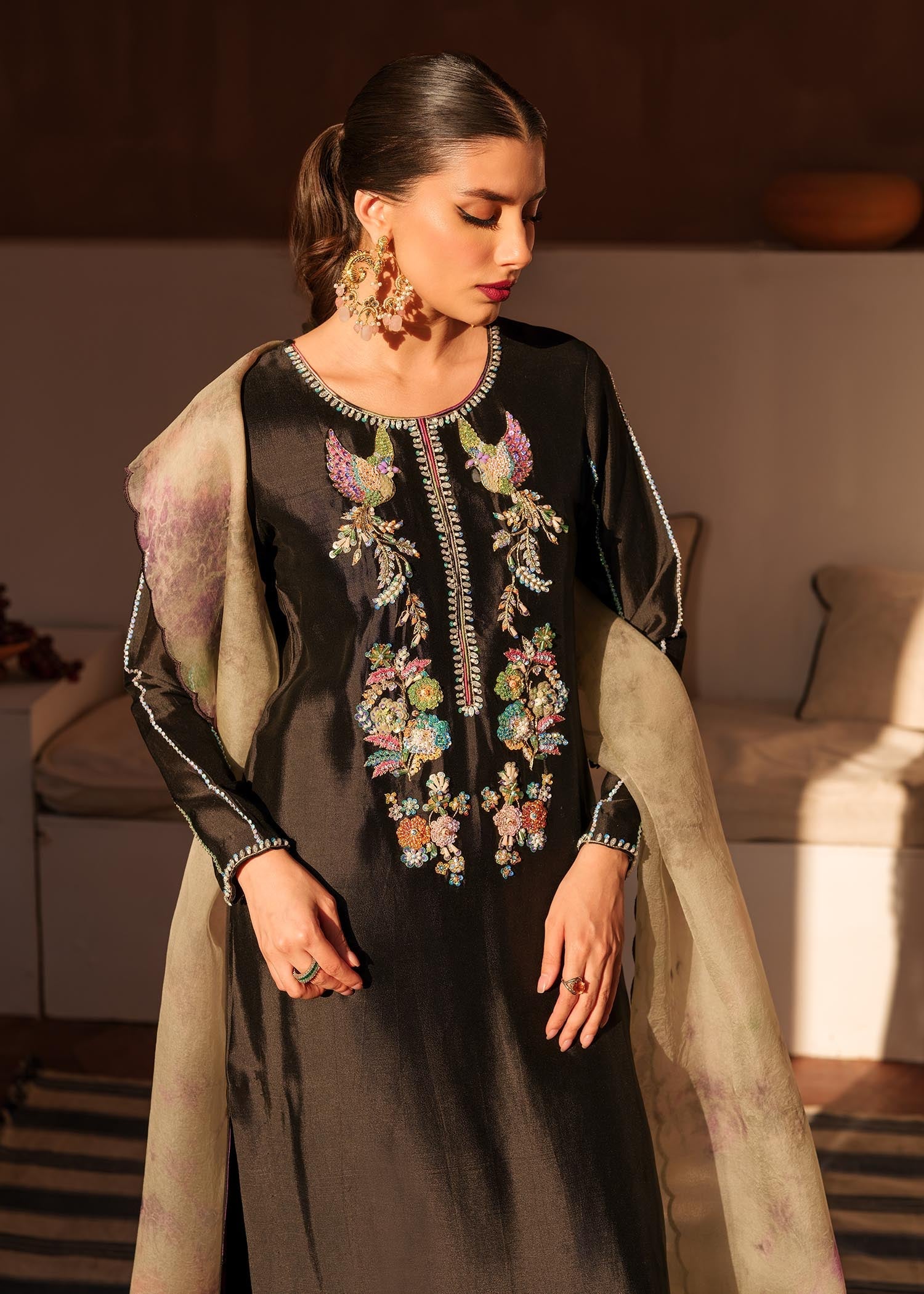 Mahum Asad | Raising The Bar | Vixen - Khanumjan  Pakistani Clothes and Designer Dresses in UK, USA