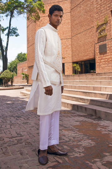 Pakistani Menswear | MNR-YB-18 - Khanumjan Pakistani Clothes and Designer Dresses in UK, USA