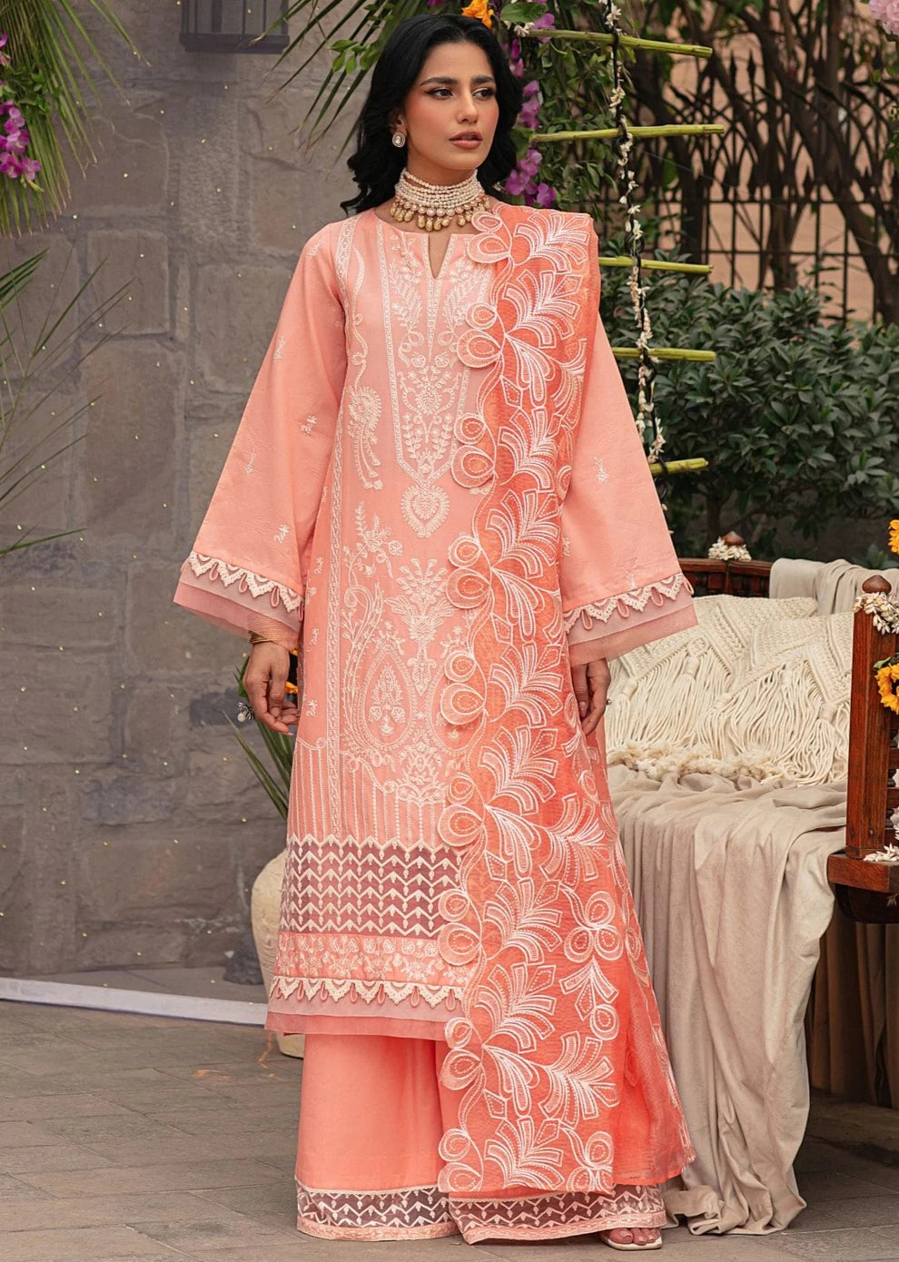 Mohagni | Muntazir Luxury Lawn 24 | CM-01 - Khanumjan  Pakistani Clothes and Designer Dresses in UK, USA