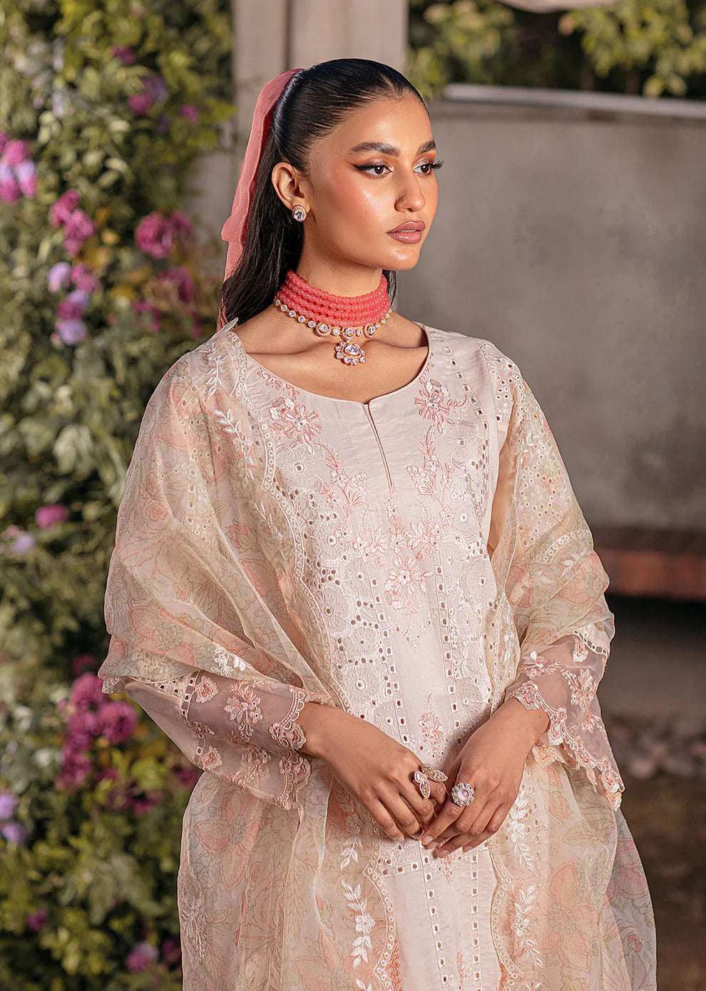 Mohagni | Muntazir Luxury Lawn 24 | CM-04 - Khanumjan  Pakistani Clothes and Designer Dresses in UK, USA
