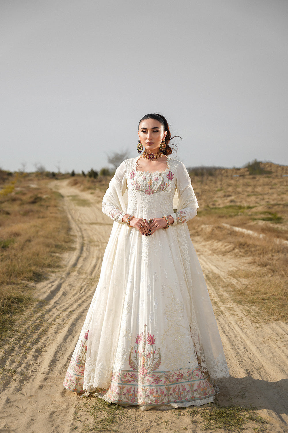 Nilofer Shahid | Verve Summer 24 | Kaira – Verve SS 24 - Khanumjan  Pakistani Clothes and Designer Dresses in UK, USA