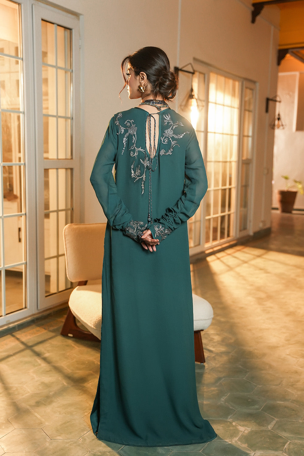 Nilofer Shahid | Verve Summer 24 | Sassy Spirit (3pc) – Verve SS 24 - Khanumjan  Pakistani Clothes and Designer Dresses in UK, USA