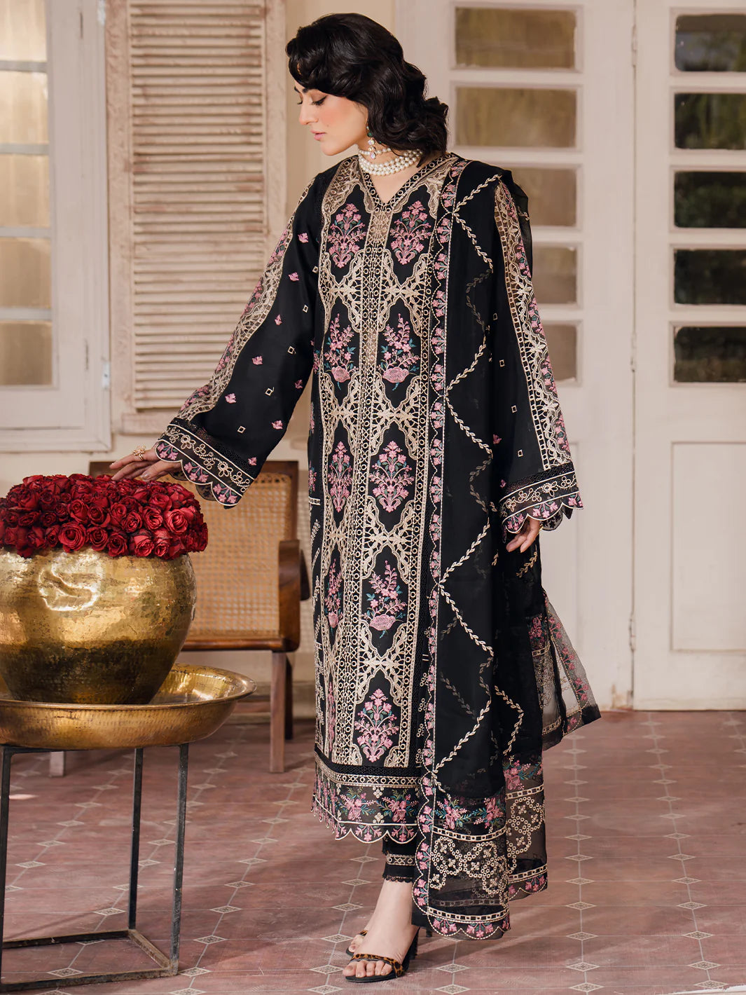 Bin Ilyas | Naqsh Luxury Lawn | Esra - Khanumjan  Pakistani Clothes and Designer Dresses in UK, USA