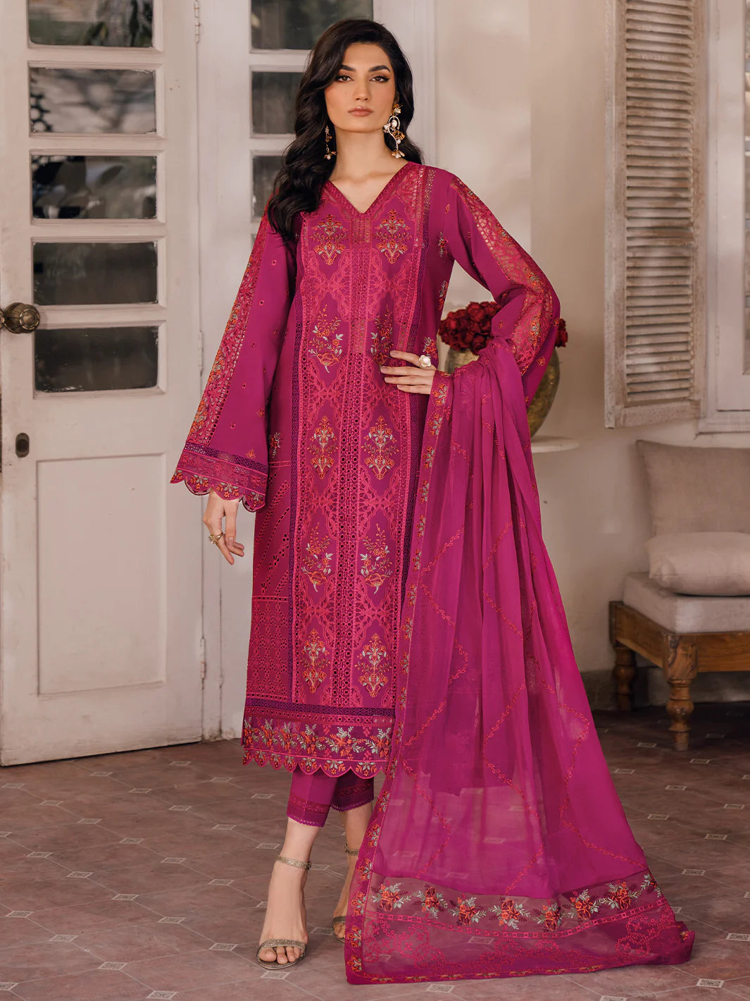 Bin Ilyas | Naqsh Luxury Lawn | Kiraz - Khanumjan  Pakistani Clothes and Designer Dresses in UK, USA