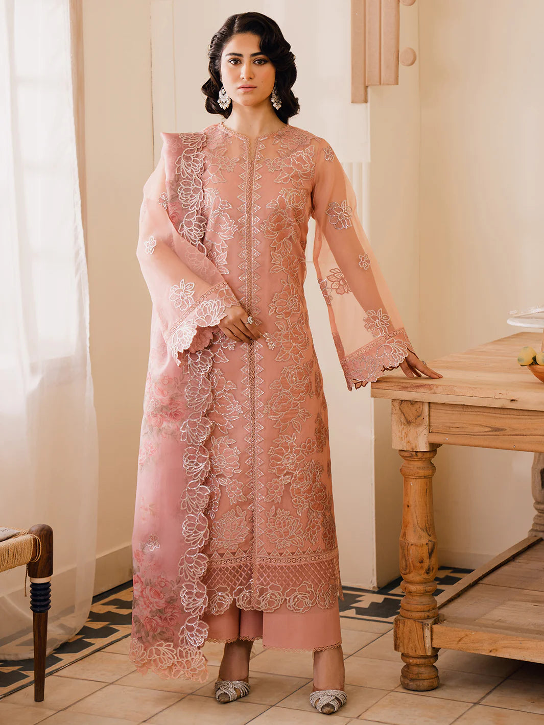 Bin Ilyas | Naqsh Luxury Lawn | Alora - Khanumjan  Pakistani Clothes and Designer Dresses in UK, USA