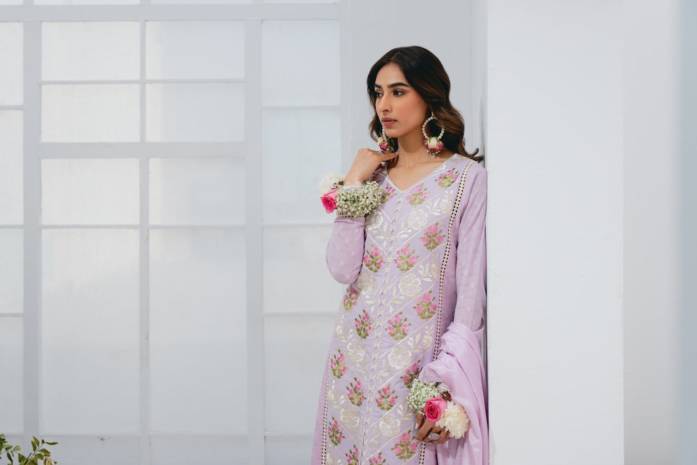 Vintage | Eid Edit 24 | Anamika - Khanumjan  Pakistani Clothes and Designer Dresses in UK, USA