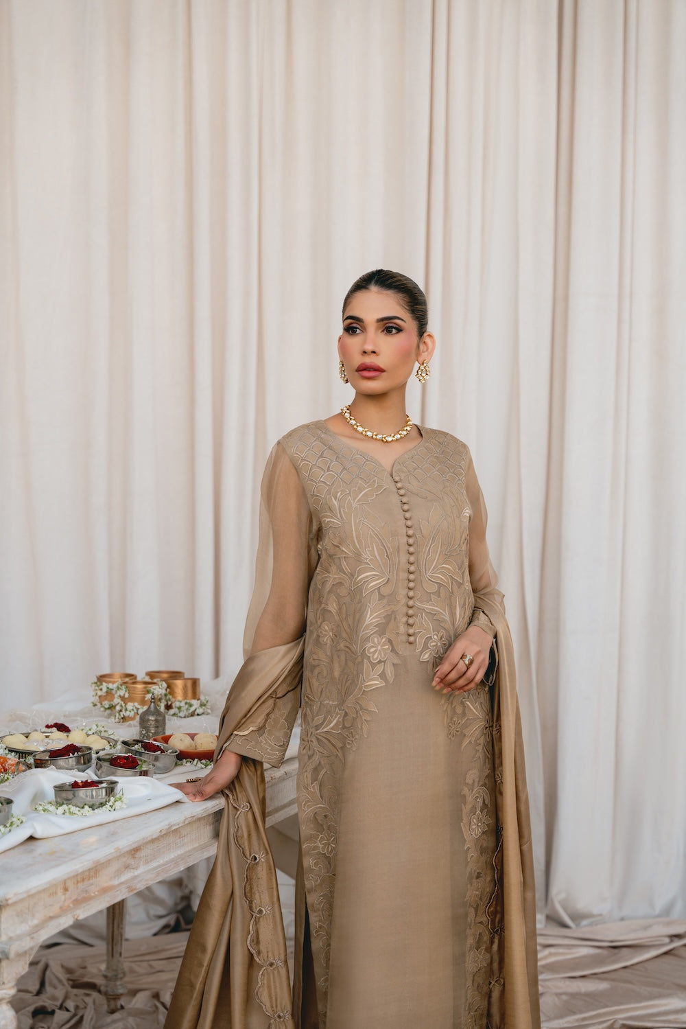 Vintage | Eid Edit 24 | Serinah - Khanumjan  Pakistani Clothes and Designer Dresses in UK, USA