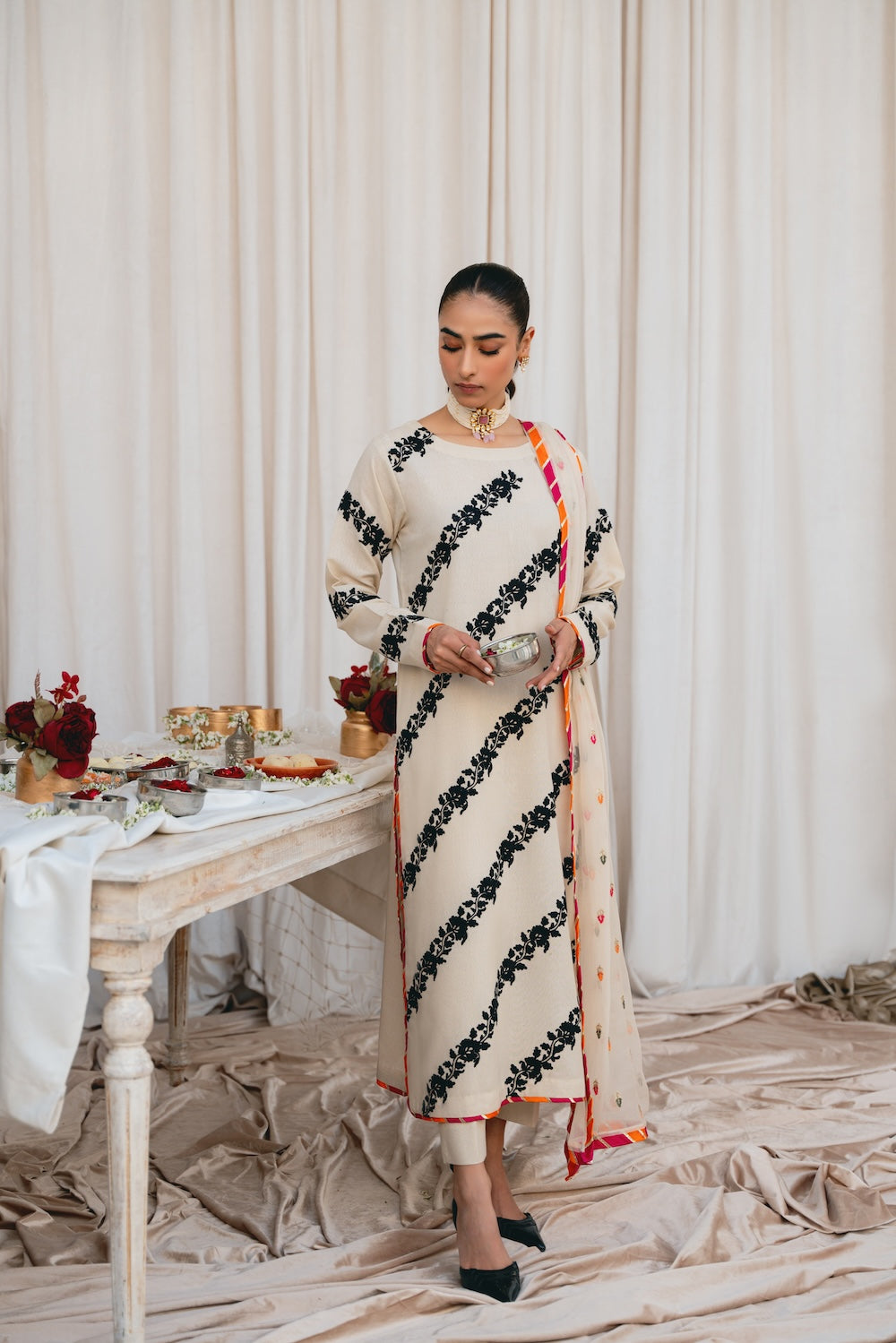 Vintage | Eid Edit 24 | Izna - Khanumjan  Pakistani Clothes and Designer Dresses in UK, USA