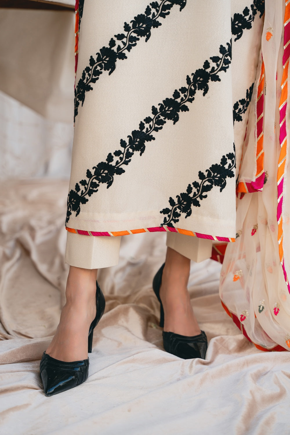 Vintage | Eid Edit 24 | Izna - Khanumjan  Pakistani Clothes and Designer Dresses in UK, USA