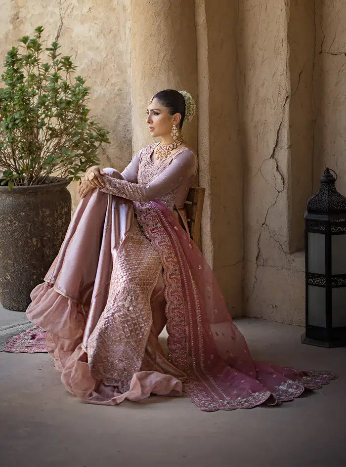 Zainab Chottani | Wedding Festive 23 | Mah e Noor - Khanumjan  Pakistani Clothes and Designer Dresses in UK, USA