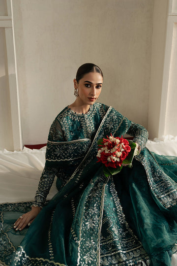 How to Style Formal Wear for Intimate Events & Home Functions