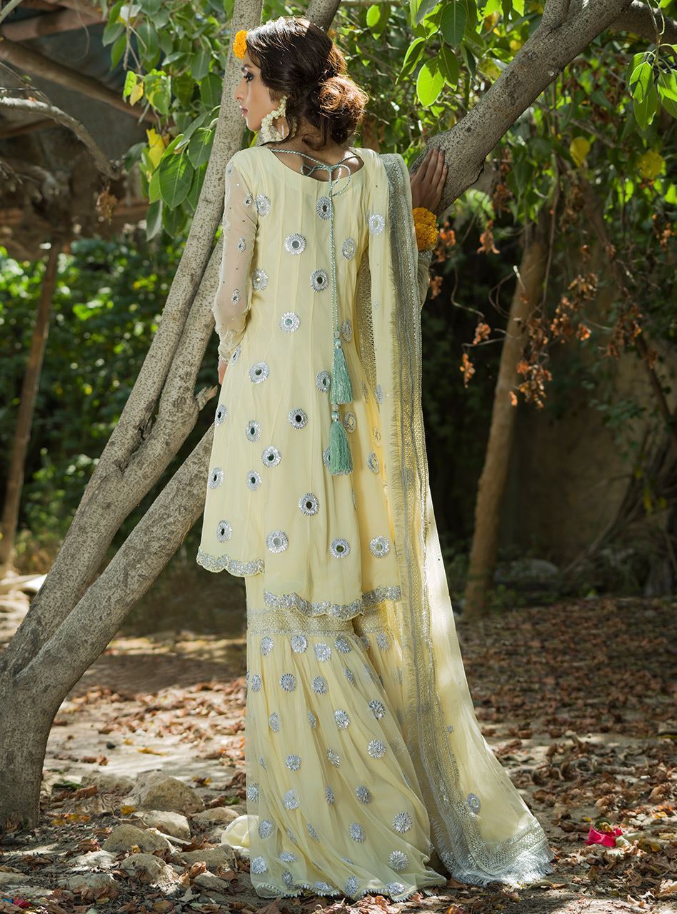 Zainab Chottani | Semi Formals | LEMON YELLOW