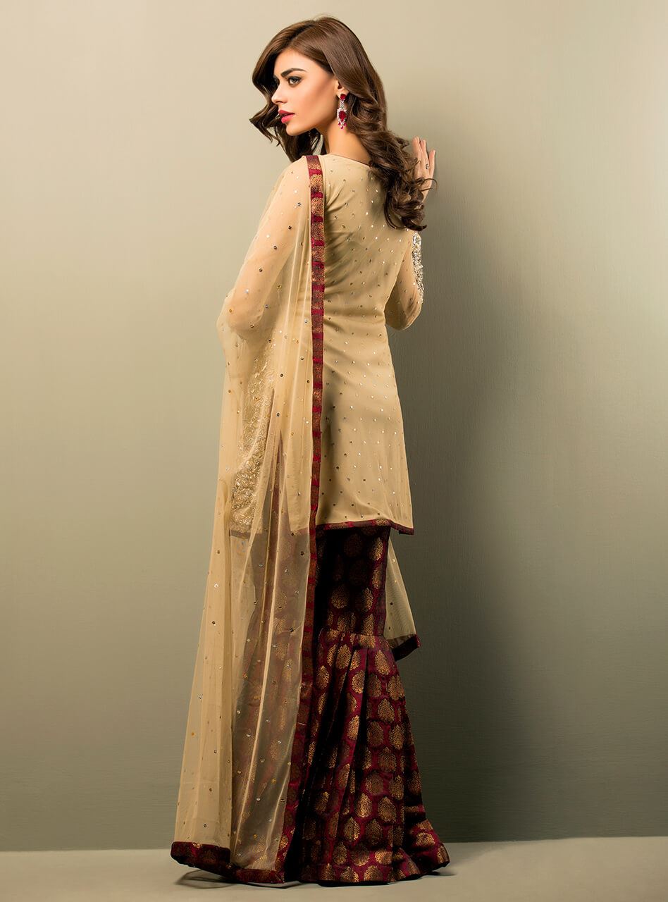 Zainab Chottani | Semi Formals | BEIGE GOLD AND MAROON