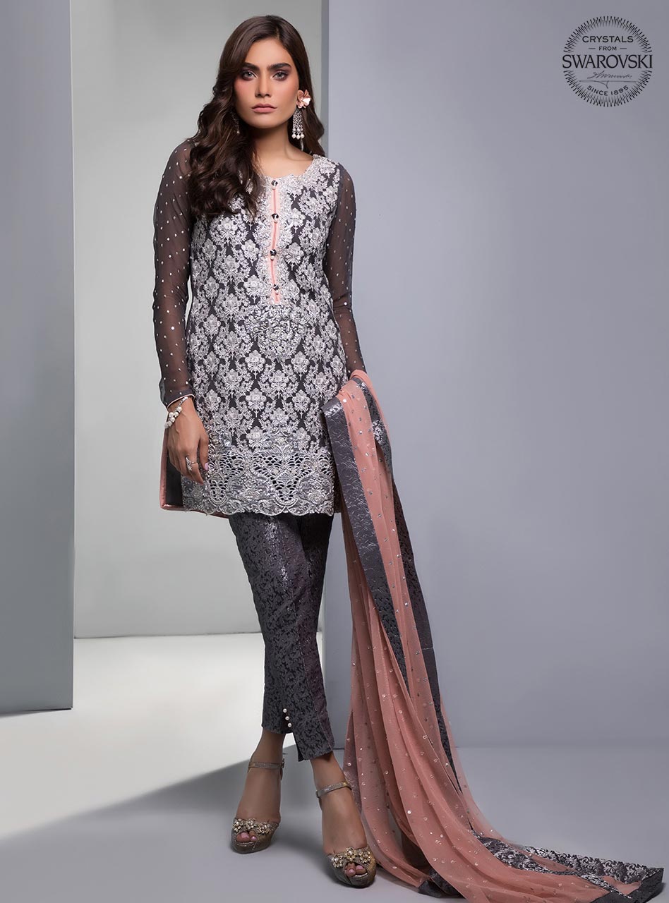 Zainab Chottani | Semi Formals | SILVER SMOKE