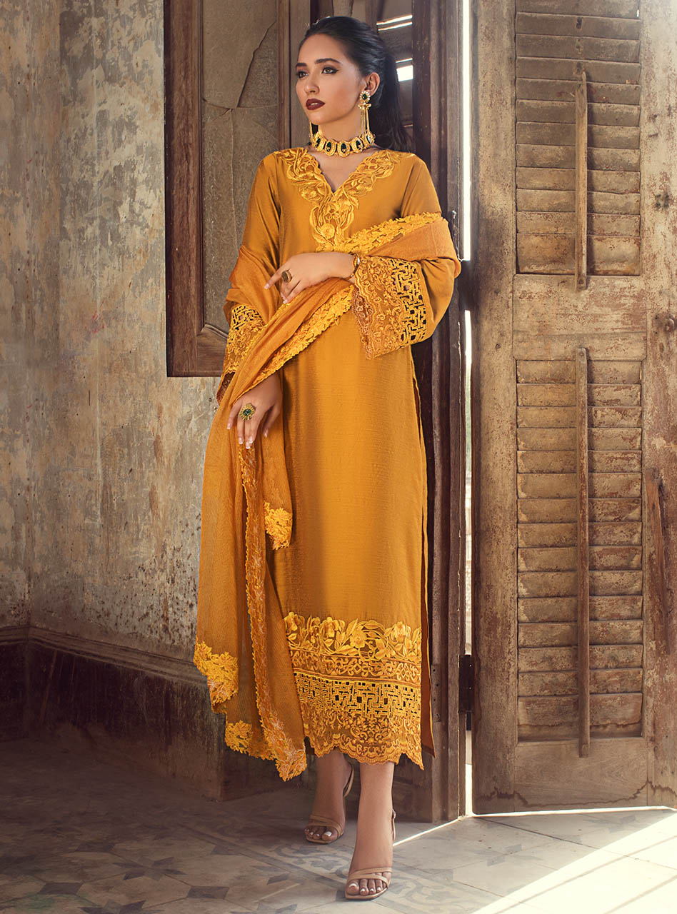 Zainab Chottani | Luxury Pret | MADE OF GOLD