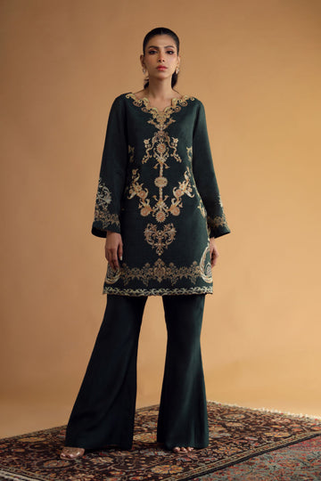 Shamaeel Ansari | Essentials 25 | DC-07