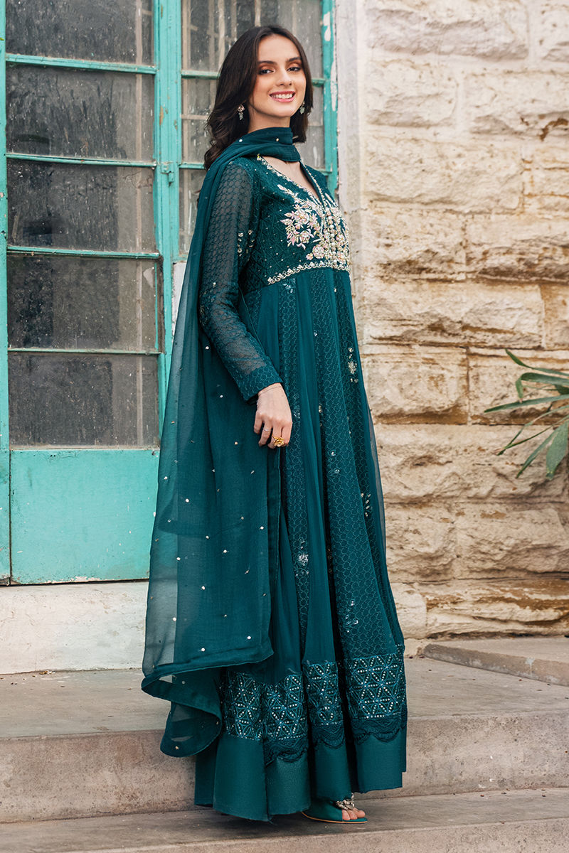 Fatima Khan | Best Sellers 24 | KALE GREEN PESHWAS