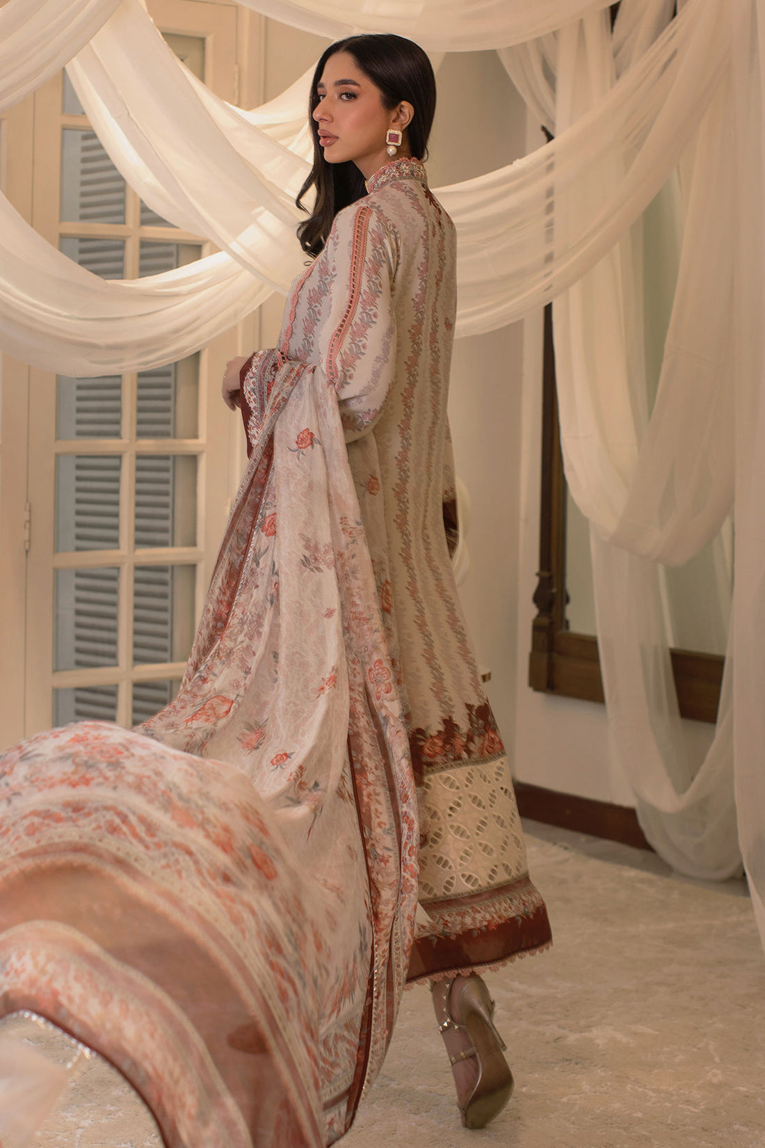 Annus Abrar | Luxe Silk Pret | MILA