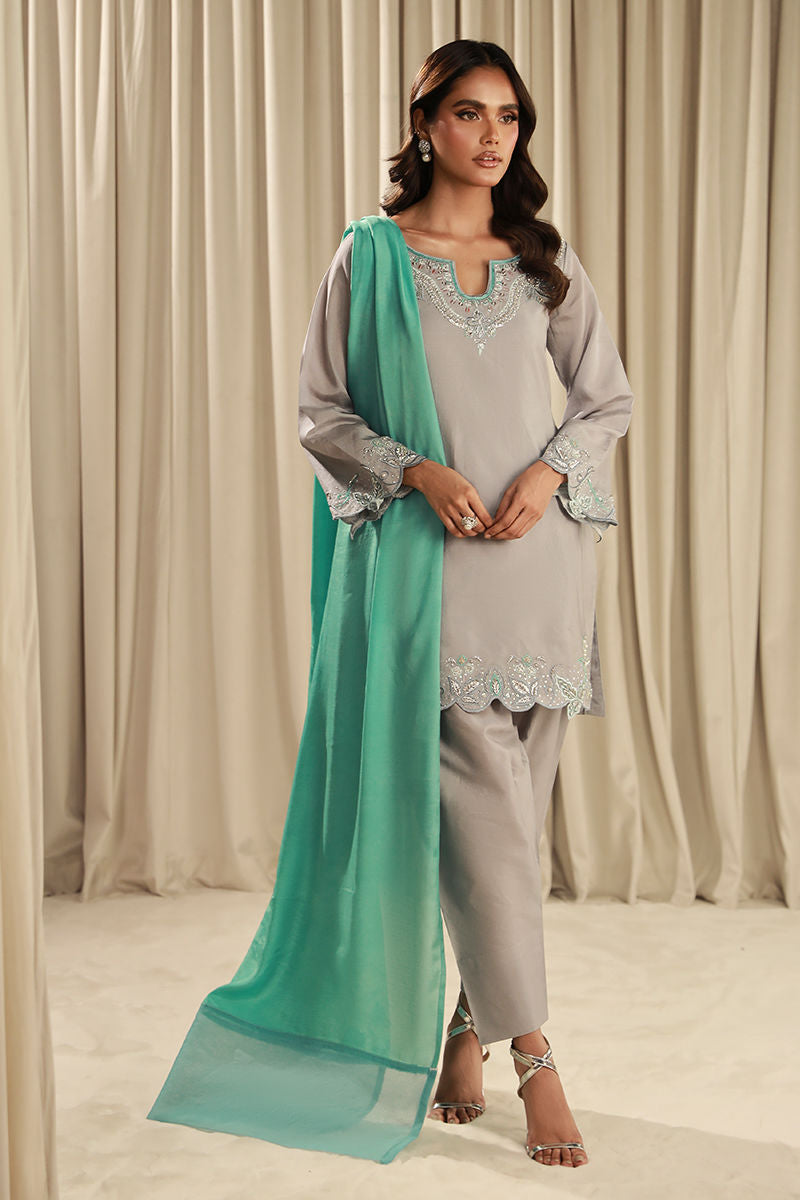 Fatima Khan | Sahar Luxe | TIFFANY MIST