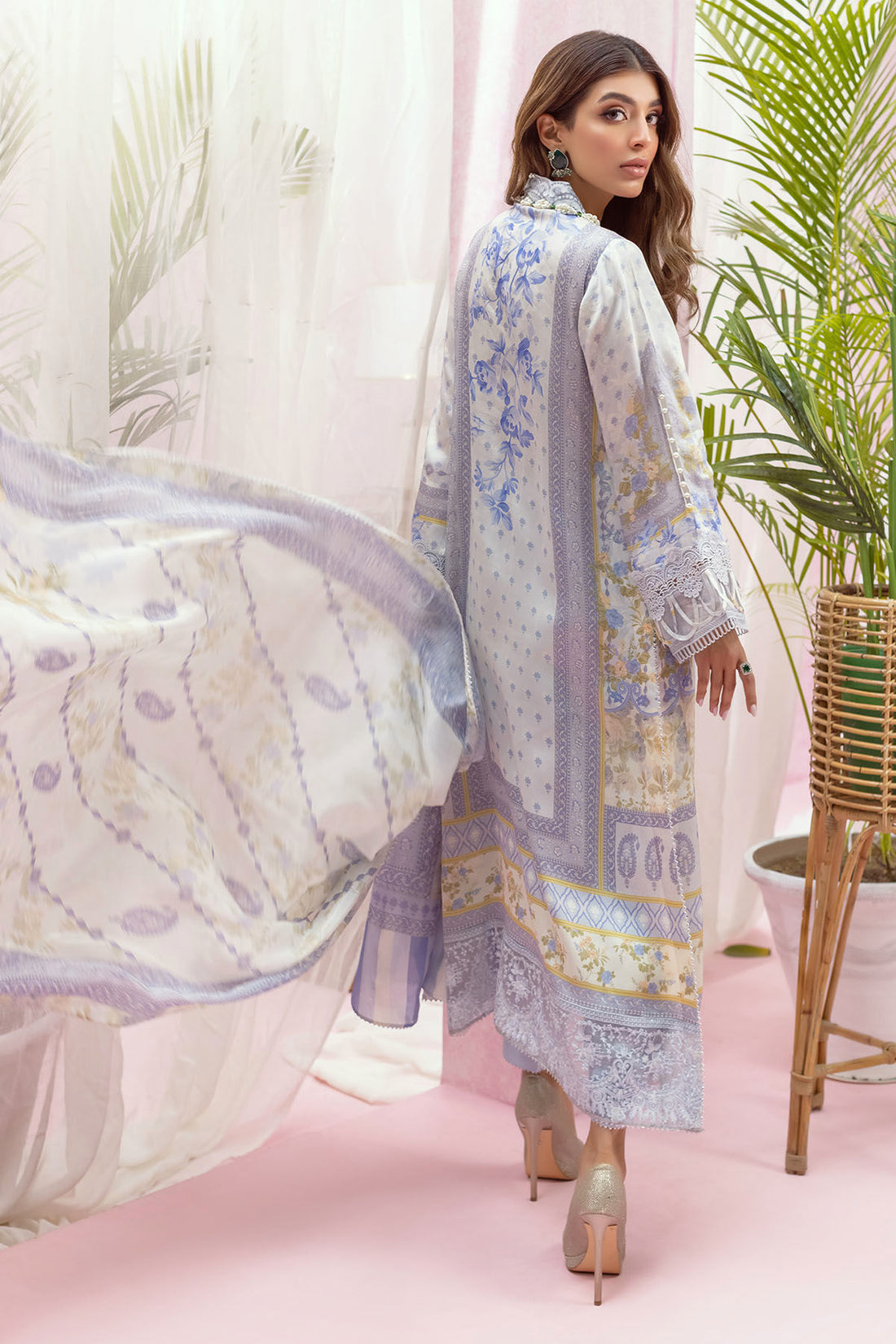 Annus Abrar | Luxe Silk Pret | MYEL