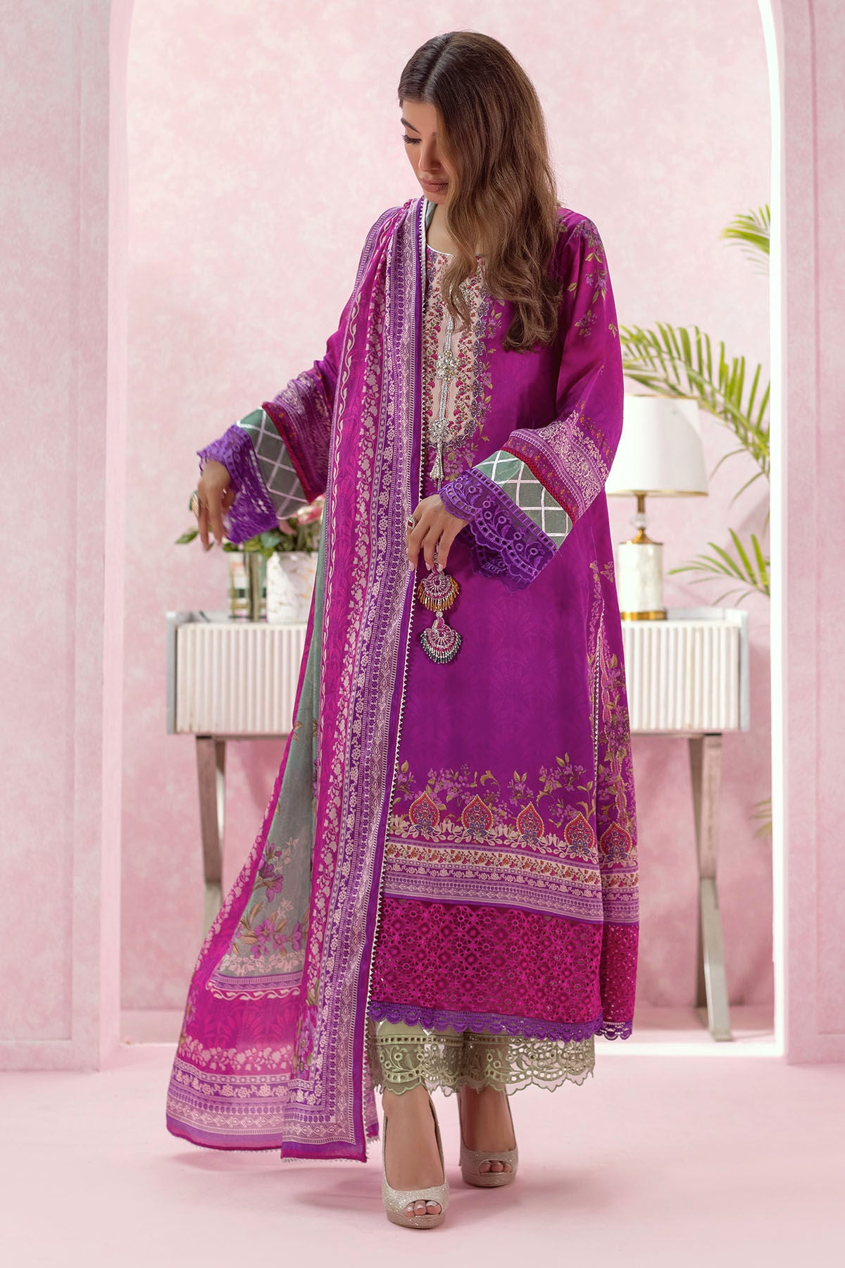 Annus Abrar | Luxe Silk Pret | ALIZE