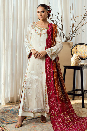 Fatima Khan | Warm Whisper Velvet 25 | Golden Grace